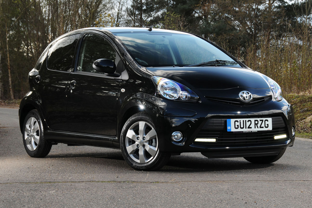 Toyota Aygo front three-quarters