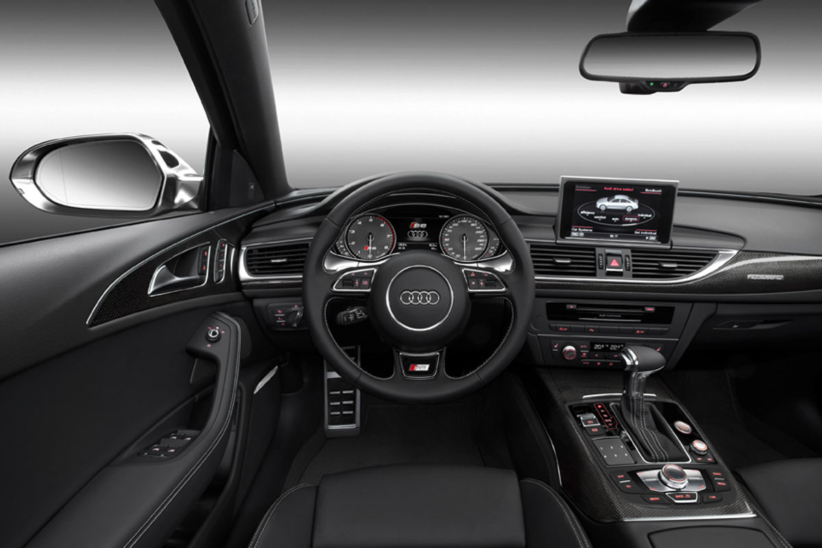Audi S6 dash