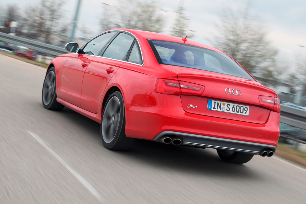 Audi S6 rear cornering