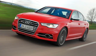 Audi S6 front tracking