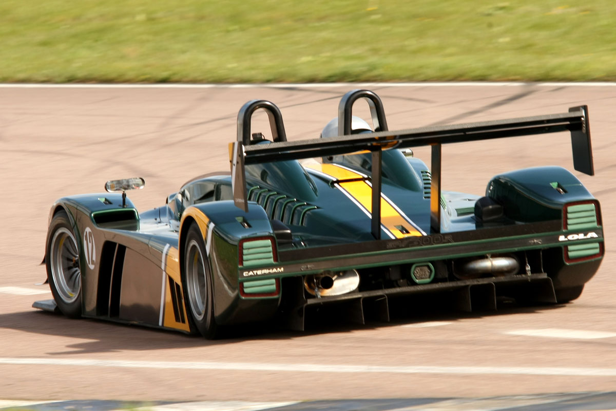 Caterham SP/300R rear tracking