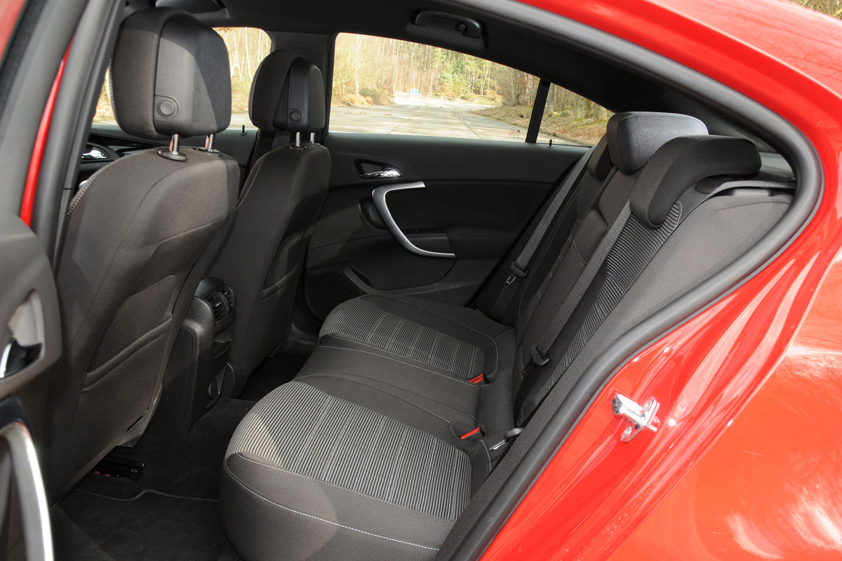 Vauxhall Insignia SRi VX-Line rear seats