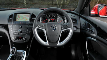 Vauxhall Insignia SRi VX-Line dash