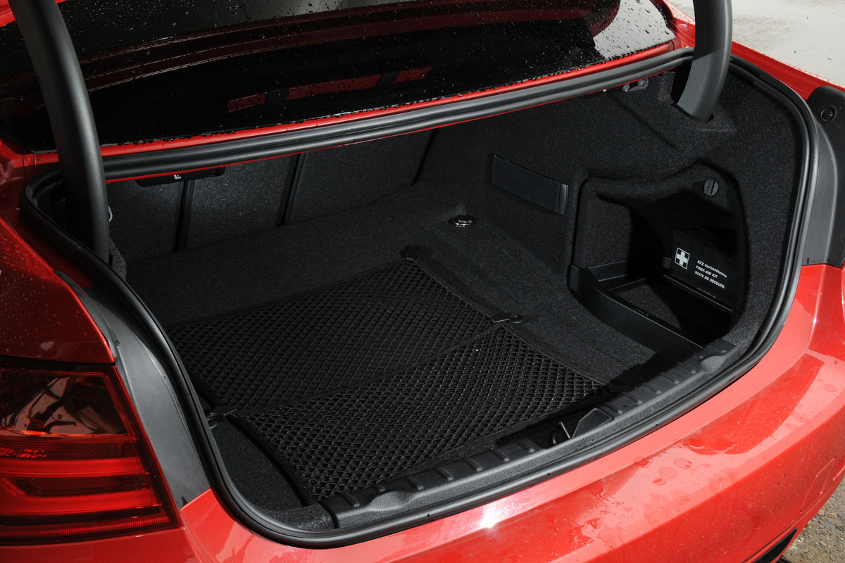 BMW 320d boot