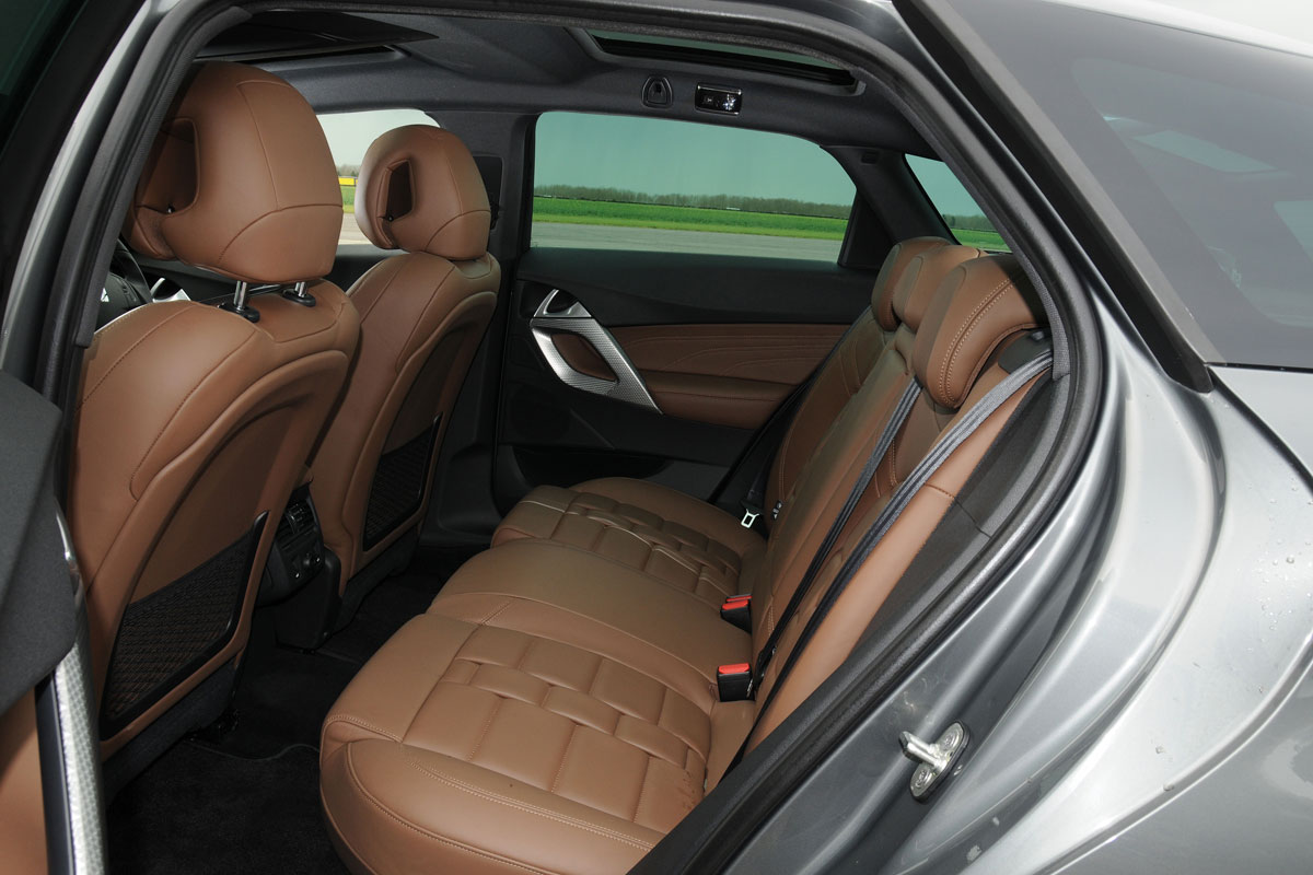 Citroen DS5 HDi rear seats