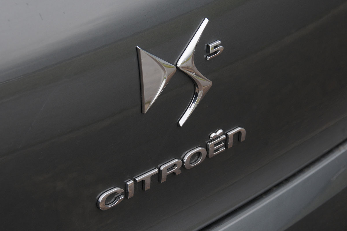 Citroen DS5 HDi badge
