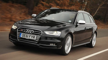 Audi S4 Avant front tracking