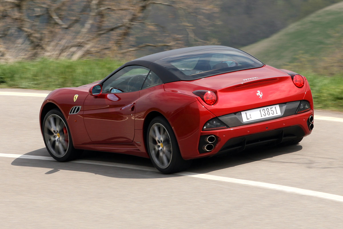 Ferrari California rear tracking