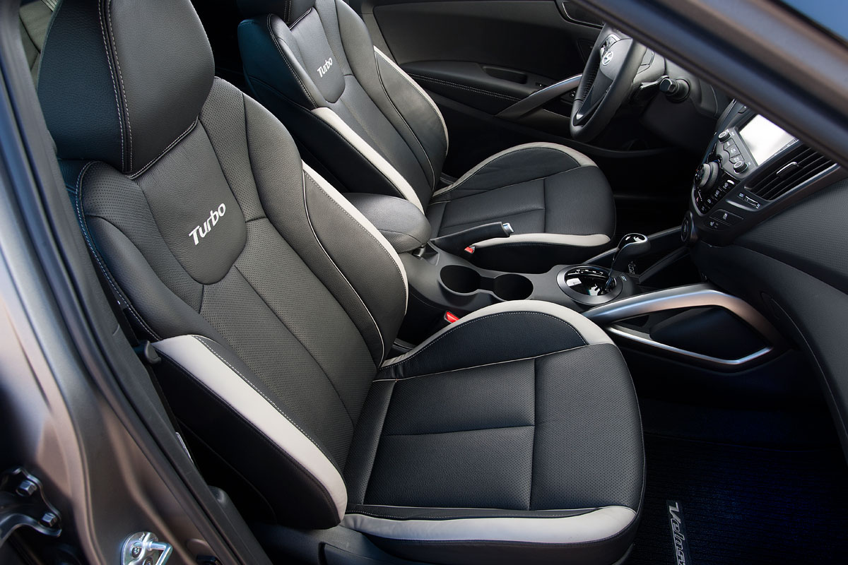 Hyundai Veloster Turbo seats