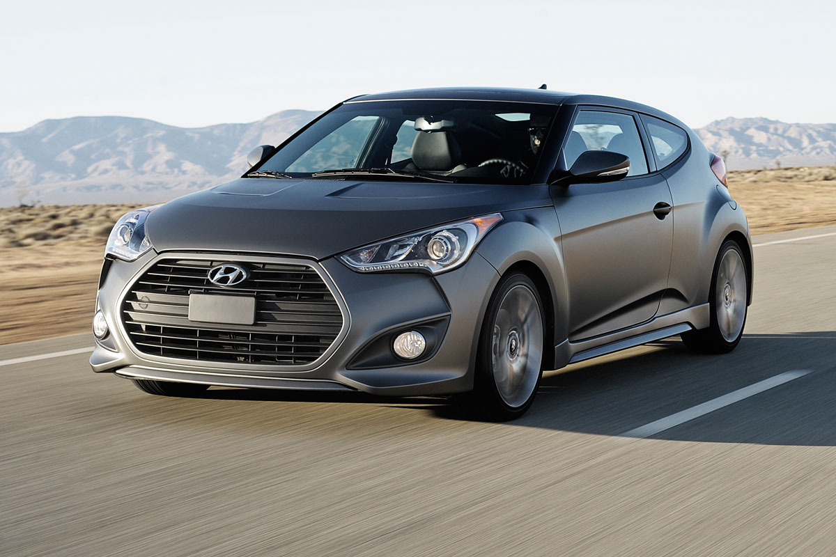 Hyundai Veloster Turbo front tracking