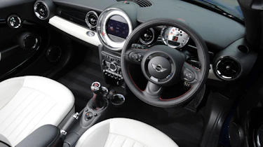 MINI Cooper SD Roadster interior