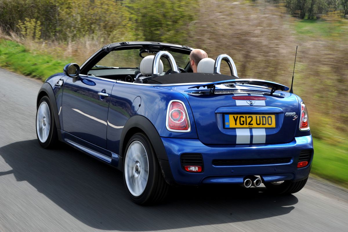 MINI Cooper SD Roadster rear tracking