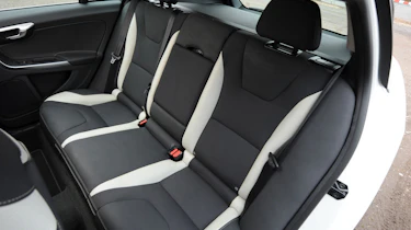Volvo V60 T6 Polestar rear seats