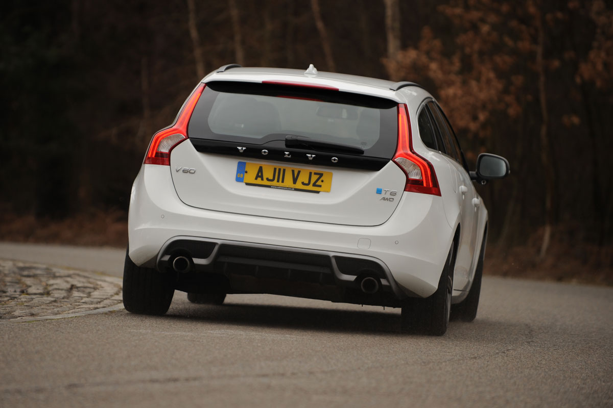 Volvo V60 T6 Polestar rear cornering