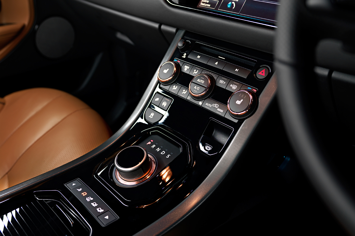 Victoria Beckham Evoque centre console