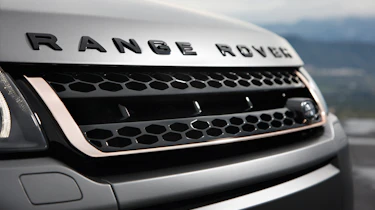 Victoria Beckham Evoque grille