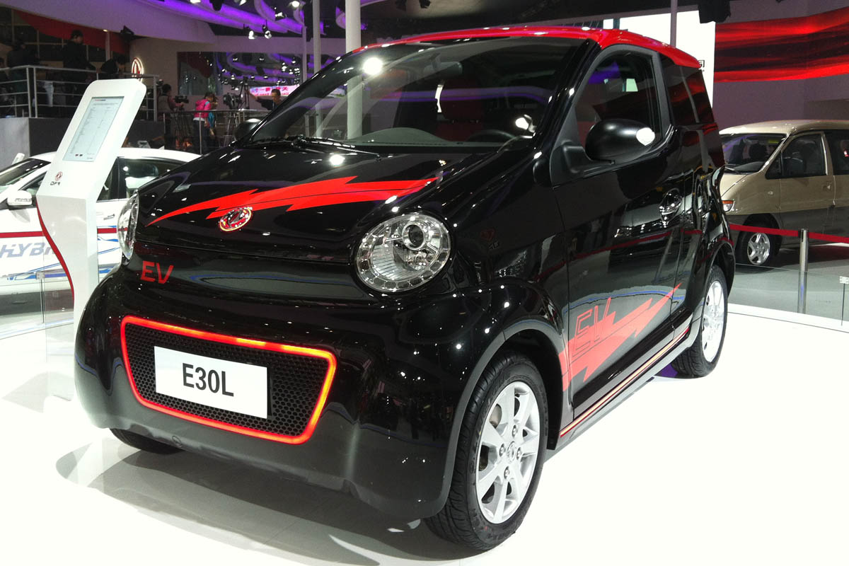 Dongfeng E30L 'Smart clone'