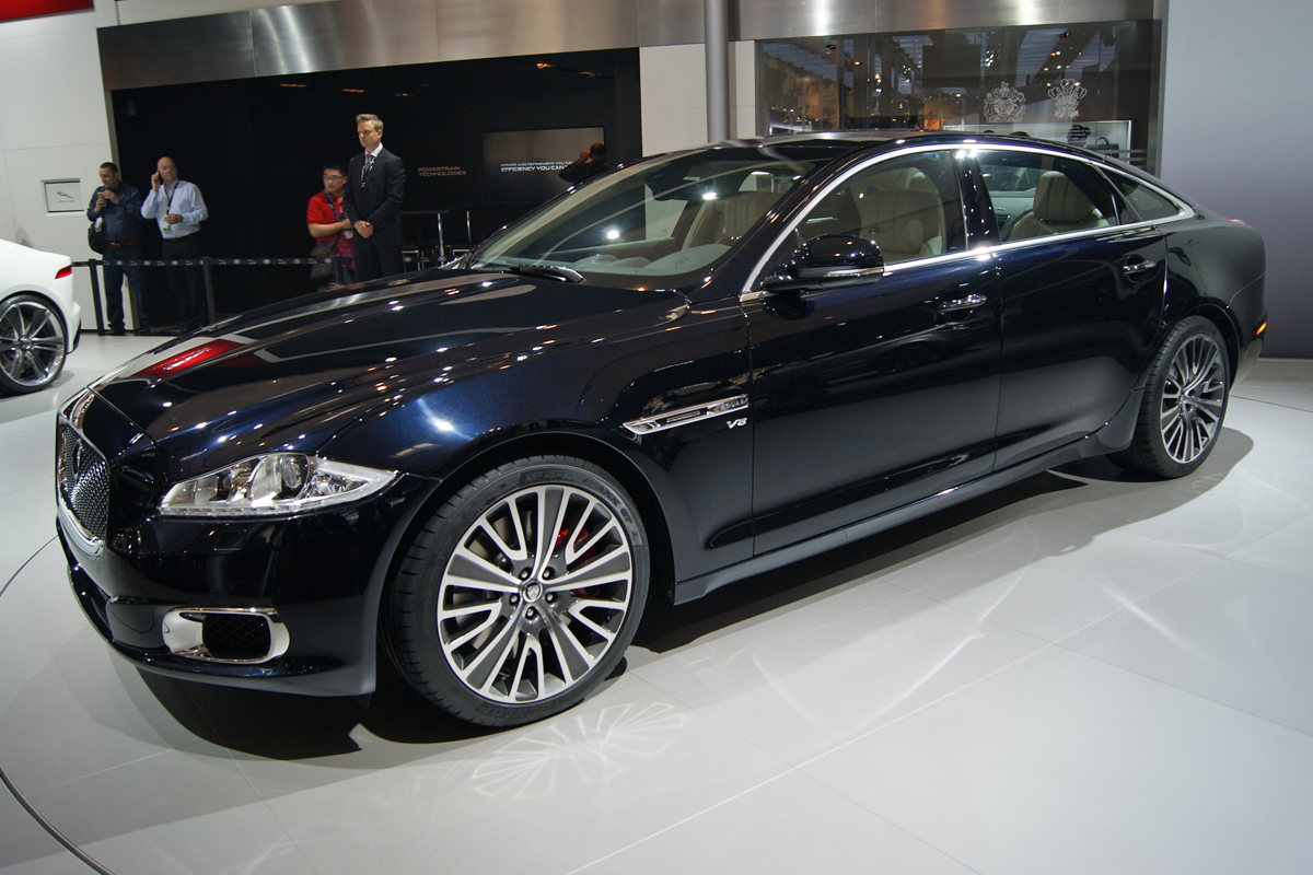 Jaguar XJ Ultimate Edition front three-quarters