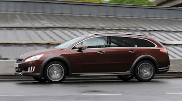 Peugeot 508 RXH panning