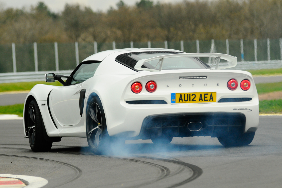 Lotus Exige S rear cornering