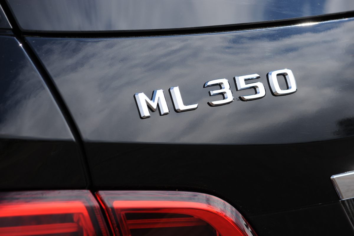 Mercedes ML 350 CDI badge