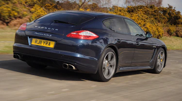 Porsche Panamera Turbo S rear tracking