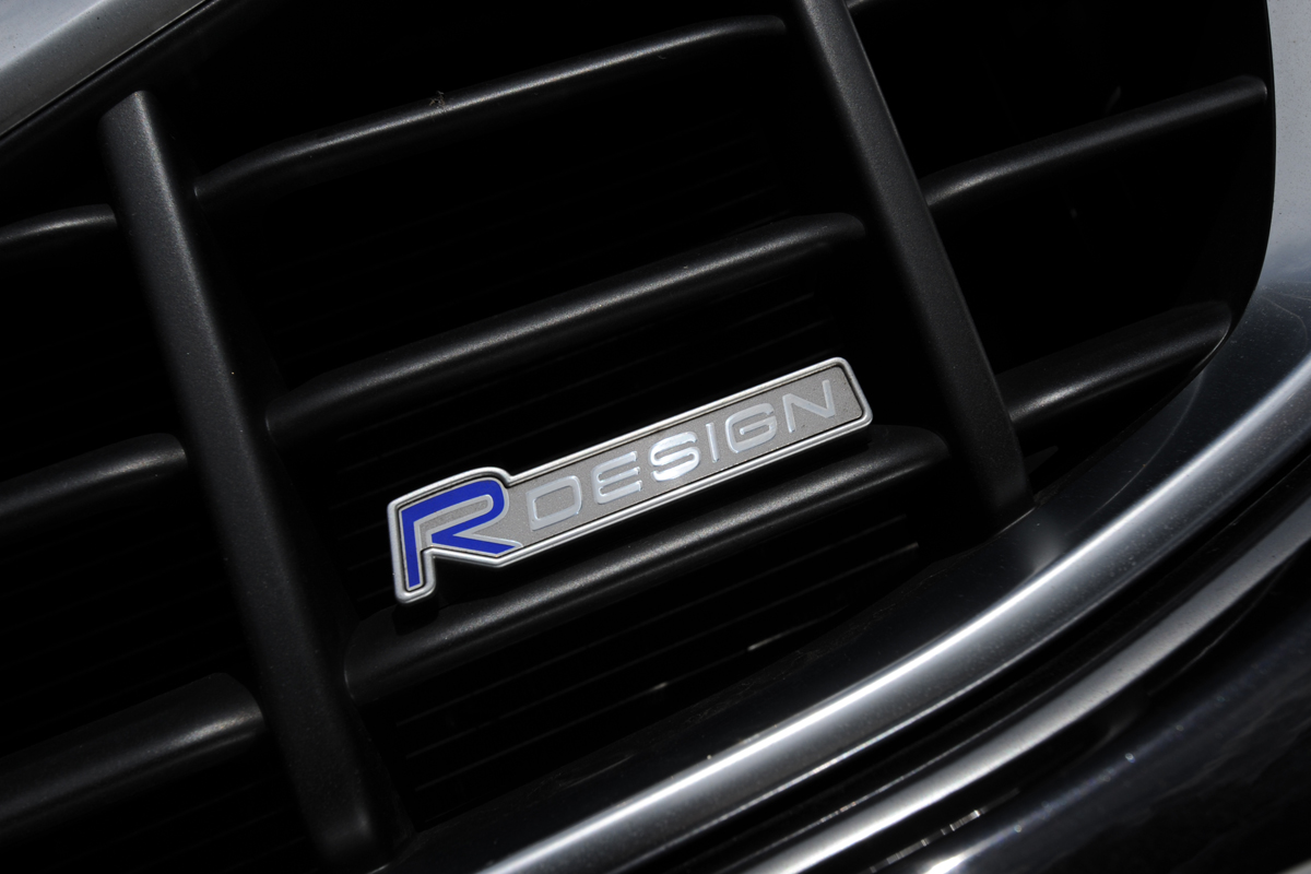 Volvo XC60 D3 DRIVe badge