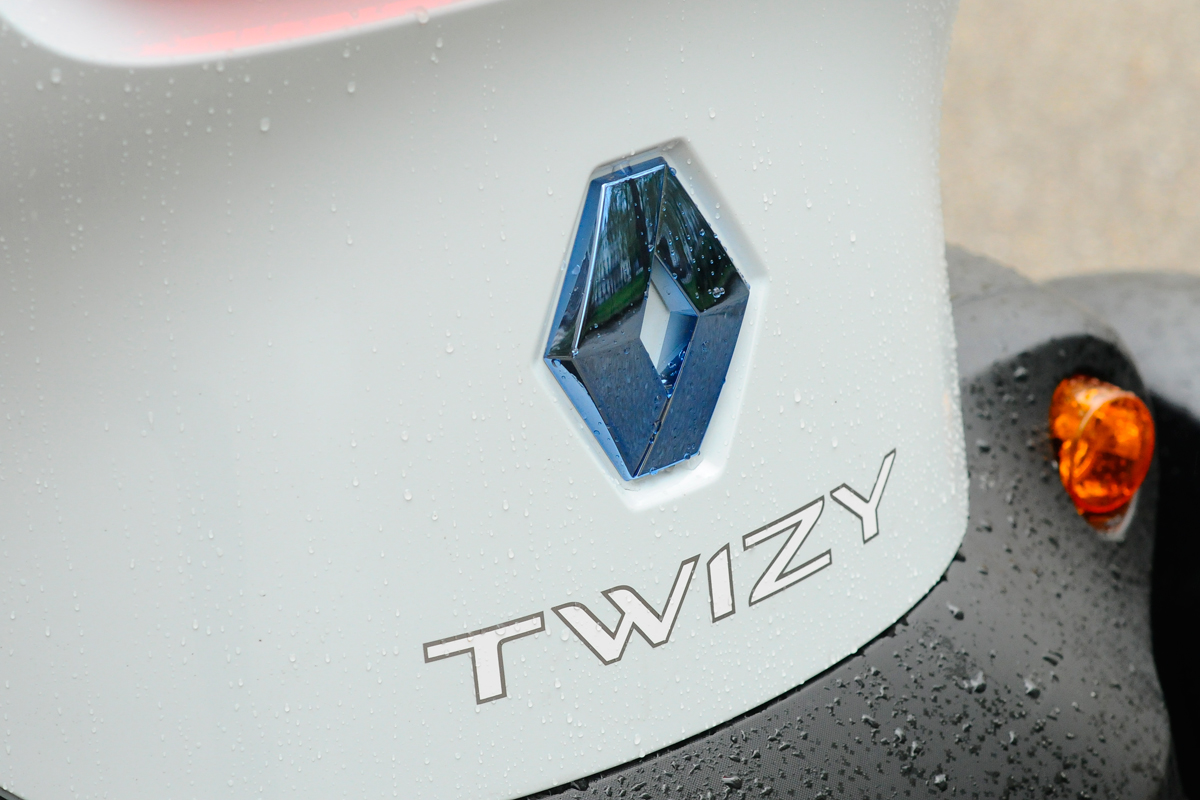 Renault Twizy badge