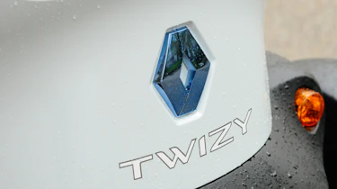 Renault Twizy badge