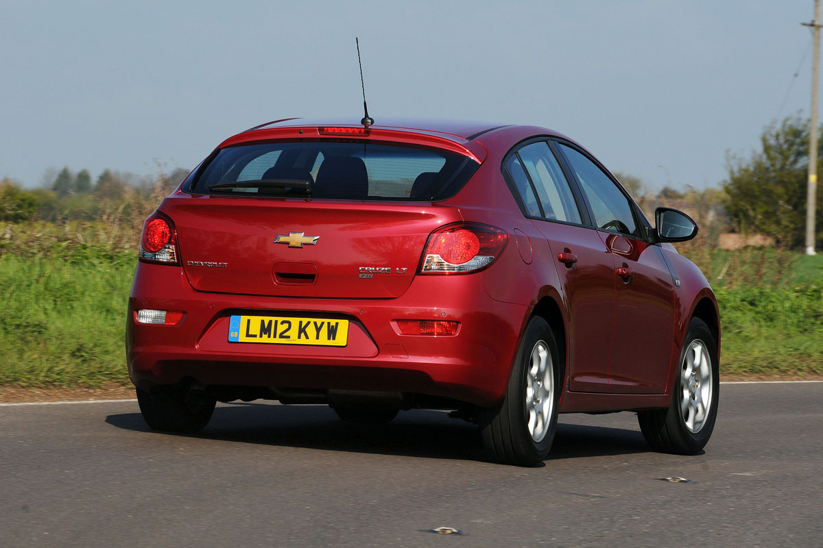 Chevrolet Cruze rear action
