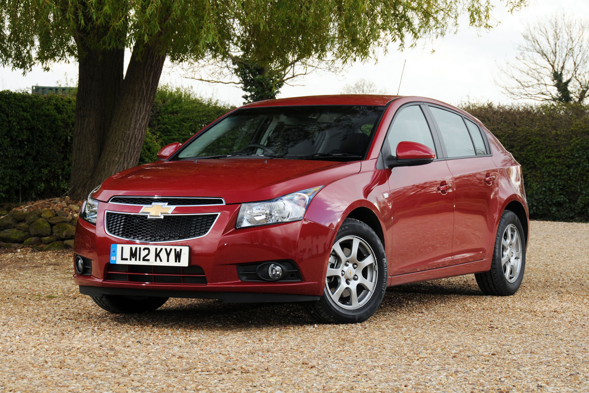 Chevrolet Cruze front