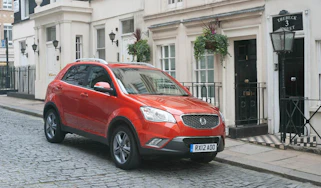SsangYong Korando LE front static 2
