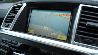 Mercedes ML screen