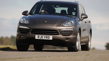 Porsche Cayenne front action