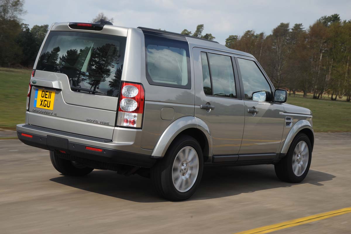 Land Rover Discovery rear action
