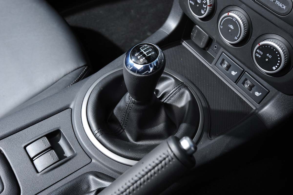 Mazda MX-5 gearstick
