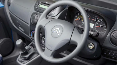 Citroen Nemo Multispace dash