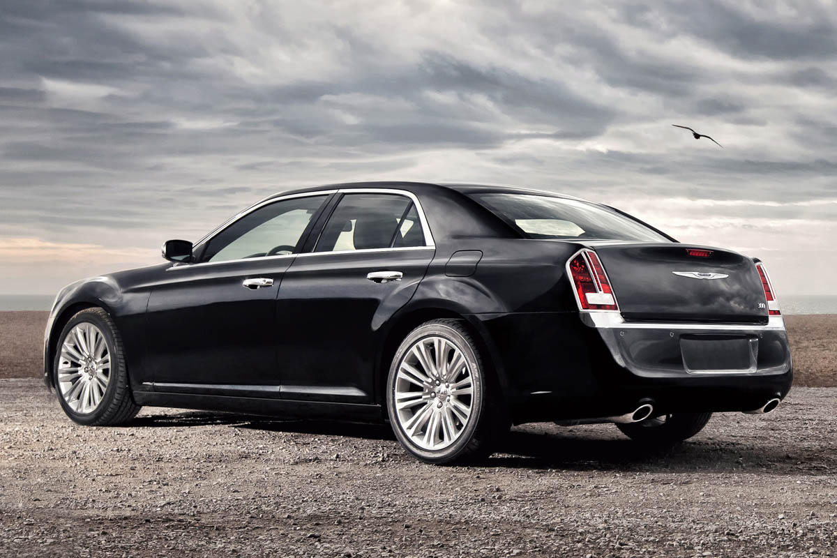 2012 Chrysler 300C rear