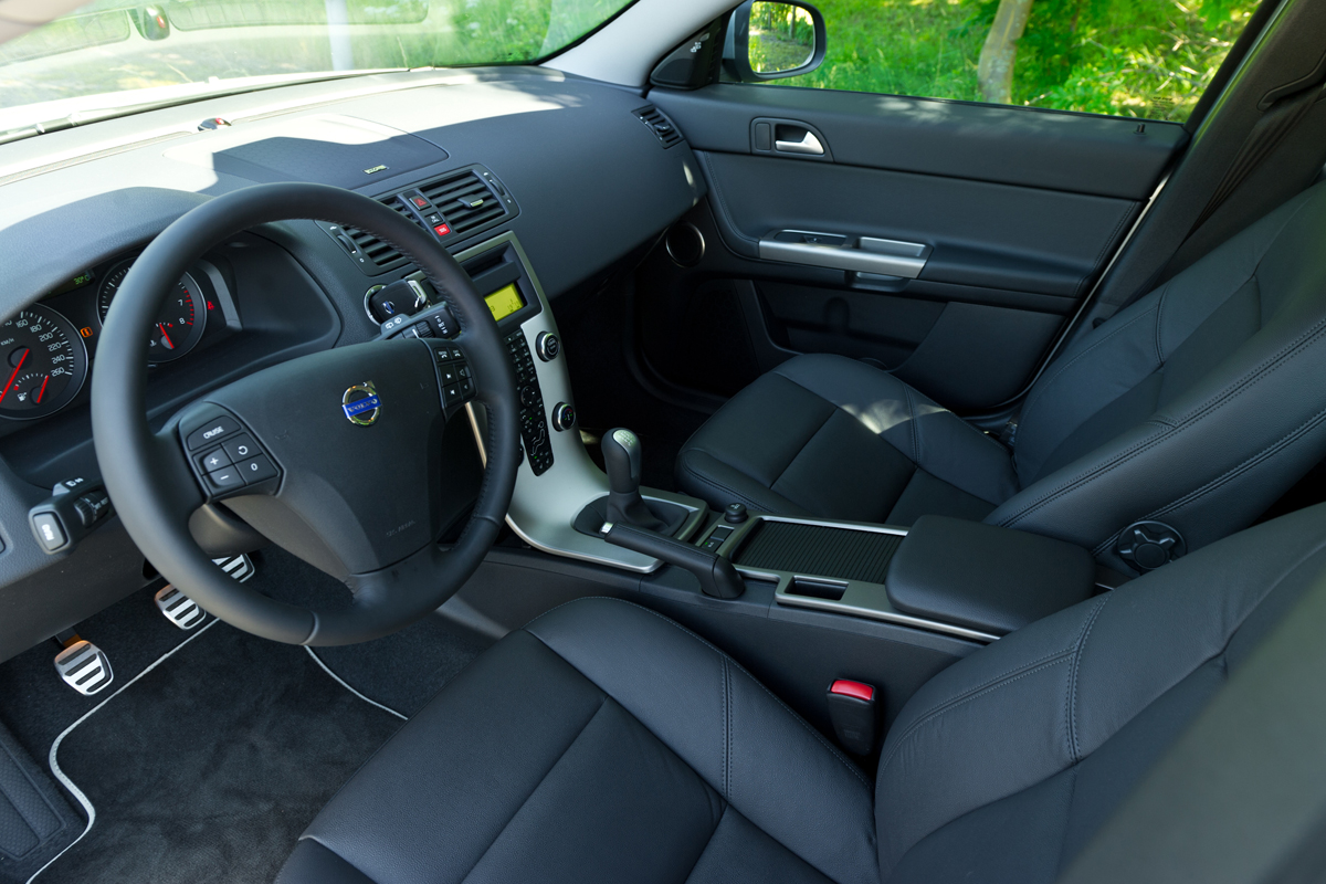 Volvo V50 dash