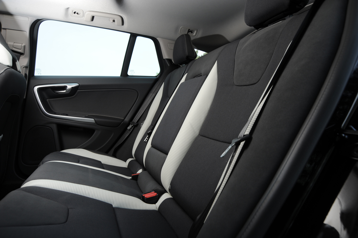 Volvo V60 rear seats