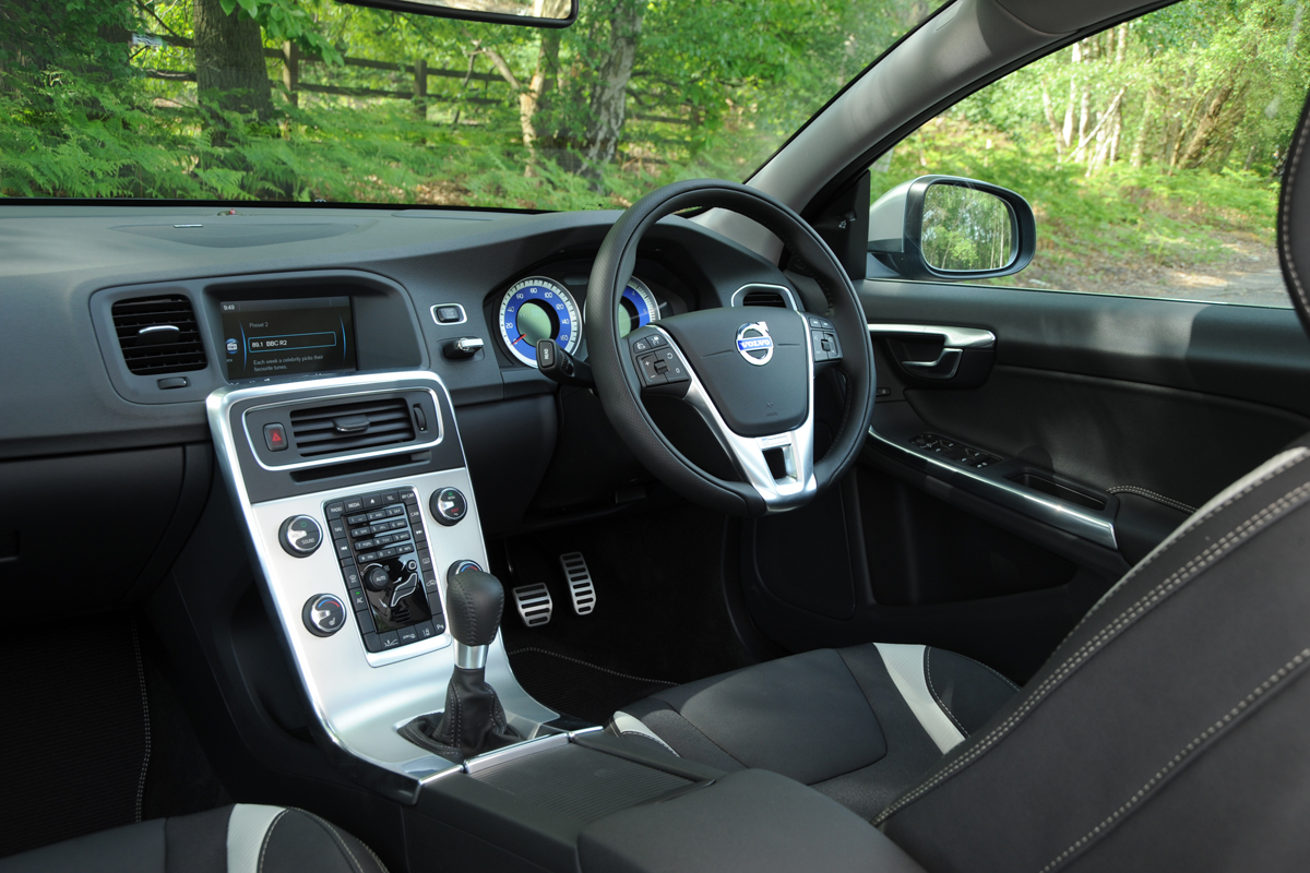 Volvo V60 interior