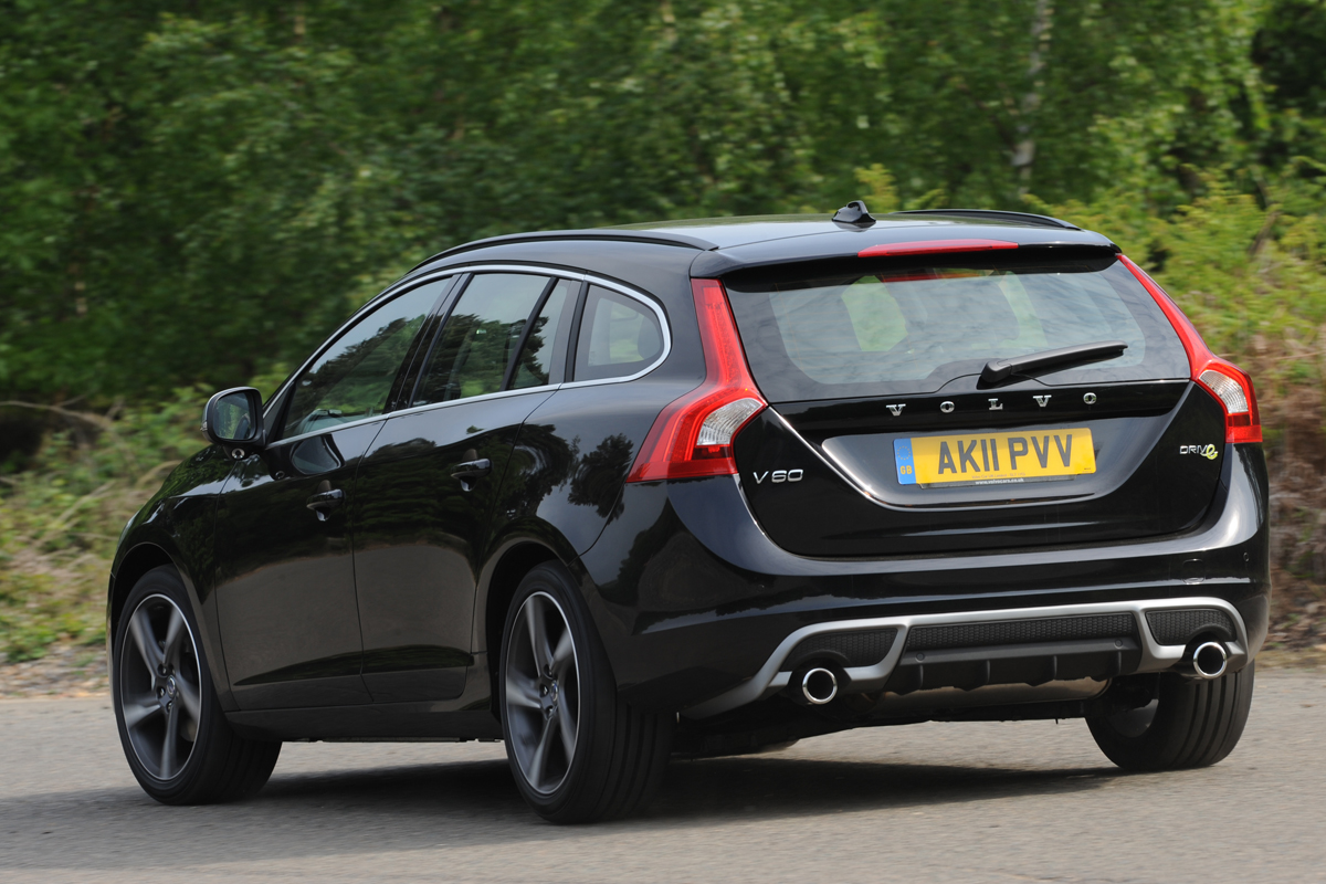 Volvo V60 rear cornering