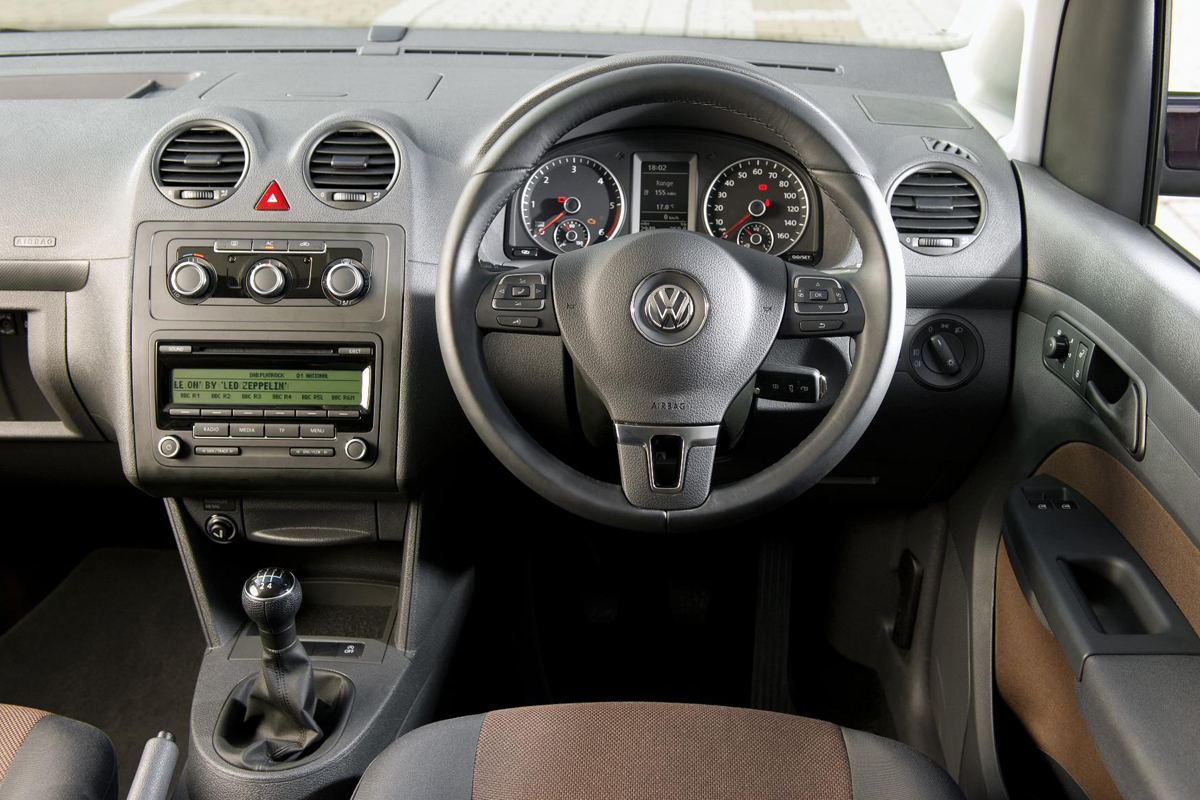 Volkswagen Caddy Maxi Life interior