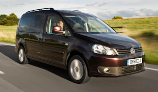 Volkswagen Caddy Maxi Life front tracking