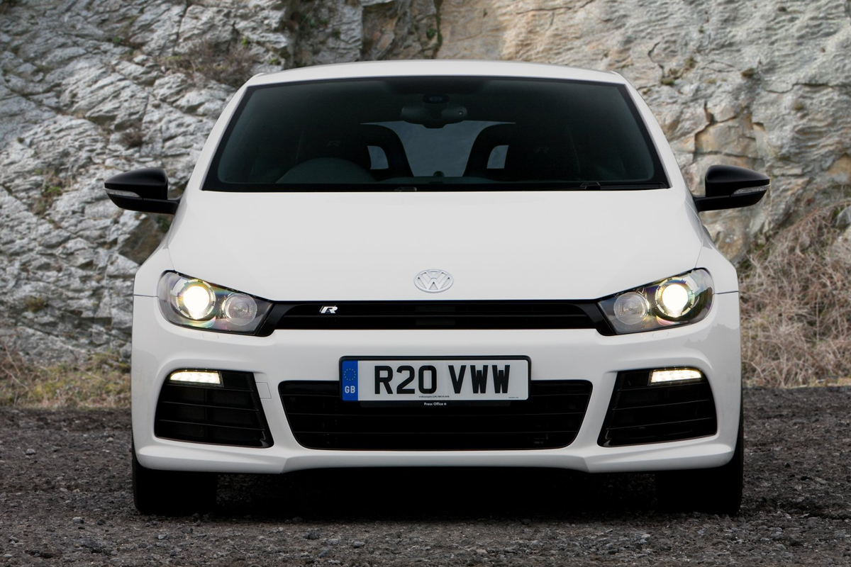 Volkswagen Scirocco R front