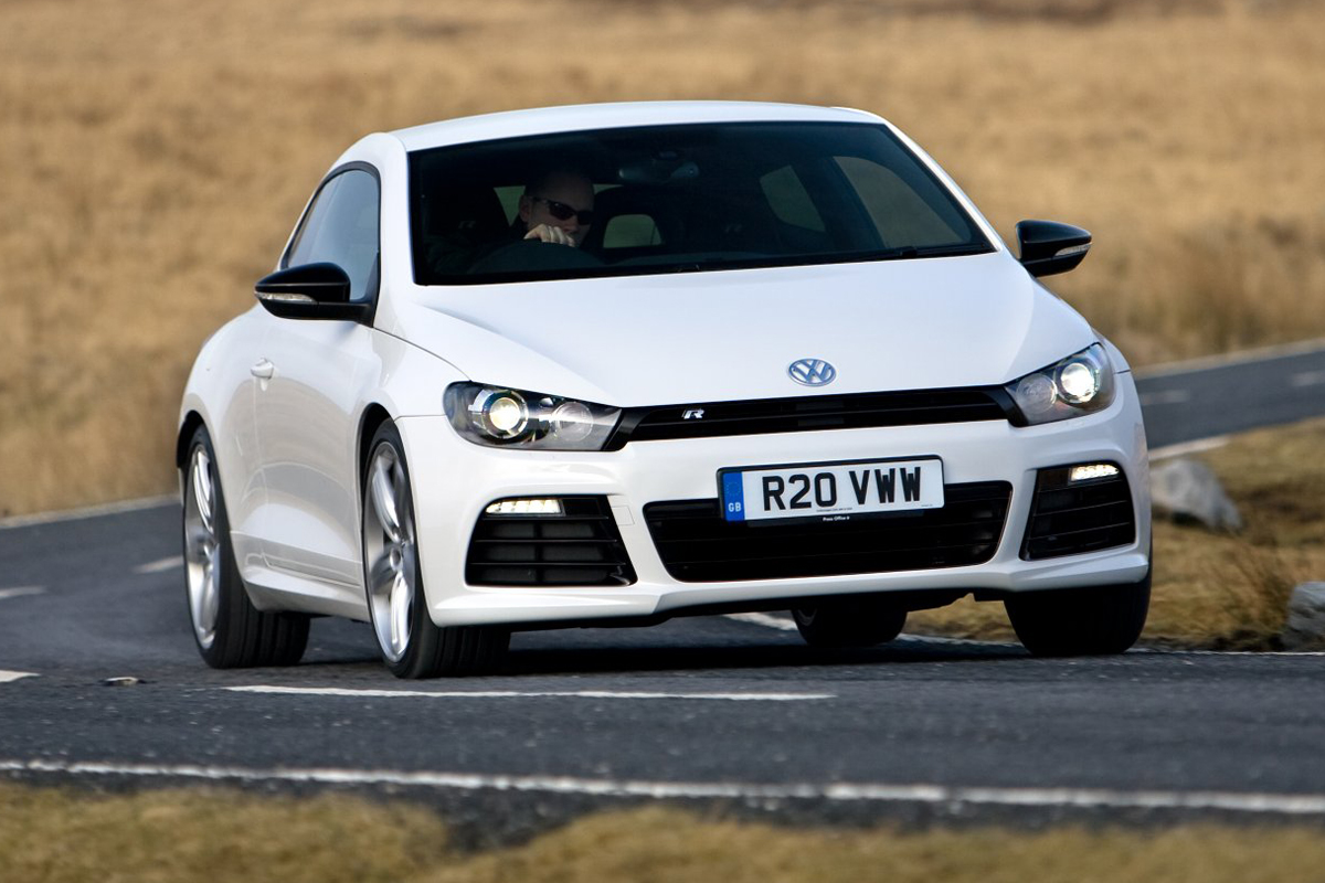 Volkswagen Scirocco R front cornering