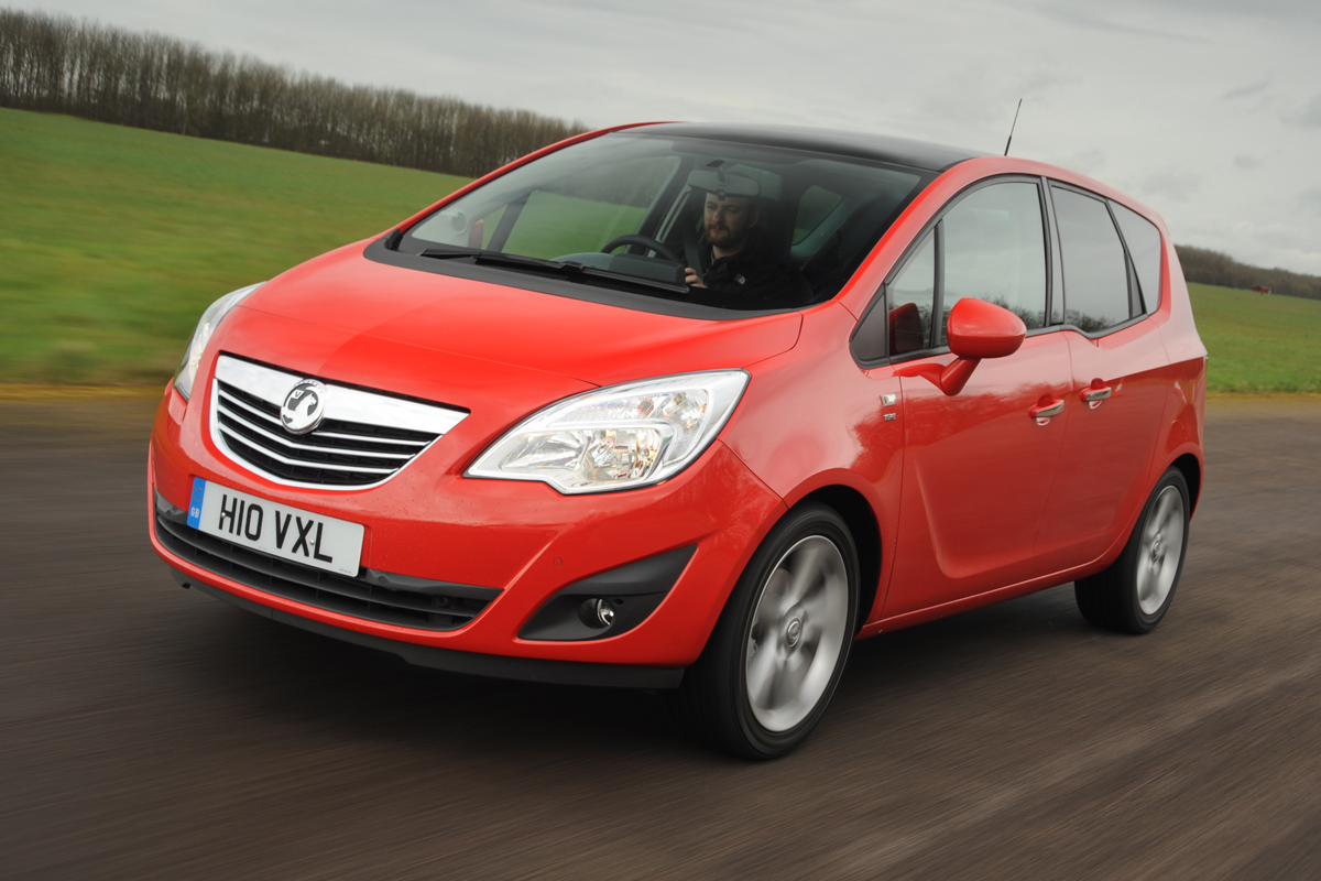 Vauxhall Meriva front tracking