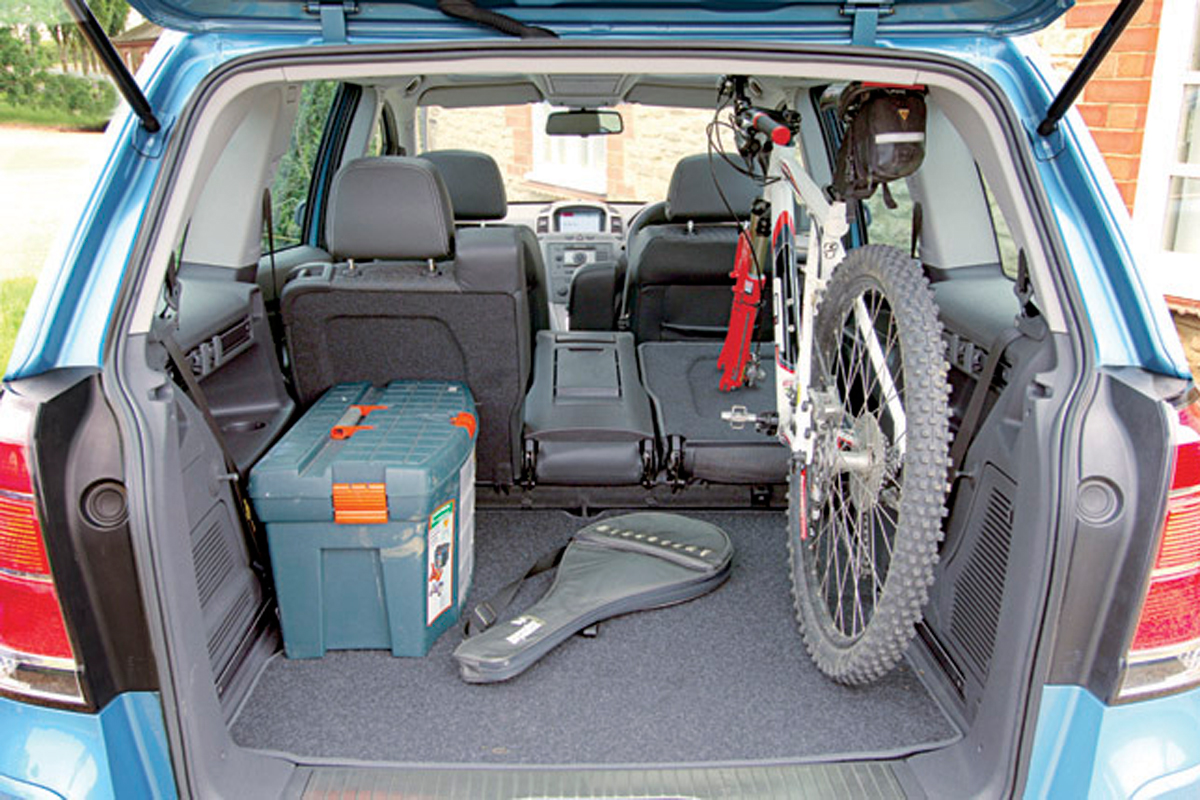 Vauxhall Zafira boot