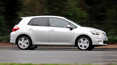 Toyota Auris panning