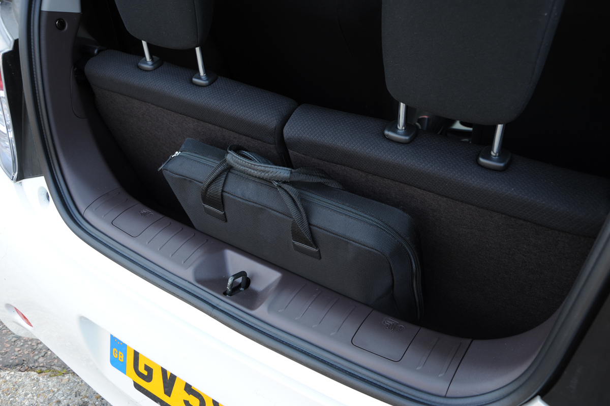 Toyota iQ boot